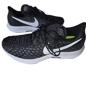 NIKE ZOOM PEGASUS 35 black and white running sneakers woman's size 8 942855-001
